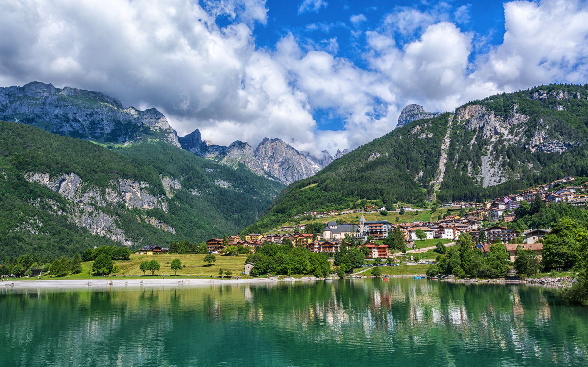 Lago di Molveno - ©lorenza62 - stock.adobe.com