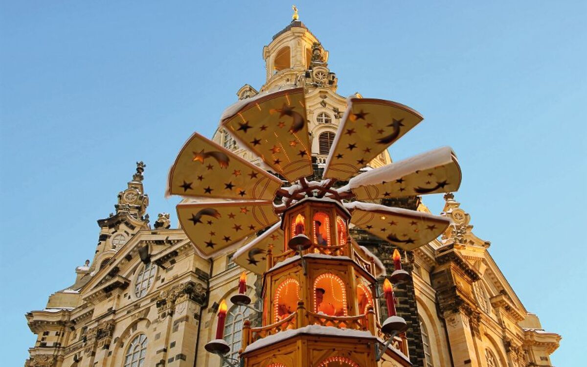 Dresden, Weihnachtsmarkt an der Frauenkirche - © Liane M - Fotolia