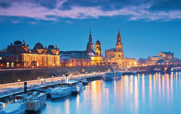 Winterabend in Dresden, Deutschland