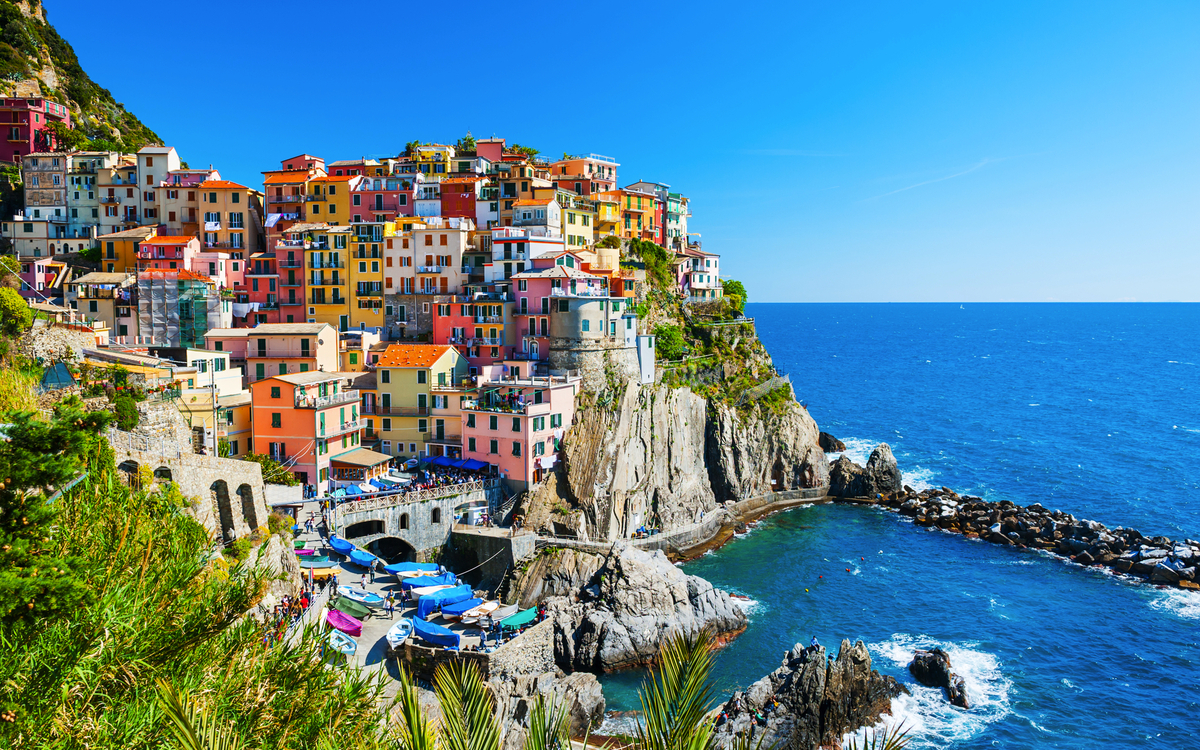 Manarola - eines der fünf Cinque Terre Dörfer - ©smallredgirl - stock.adobe.com