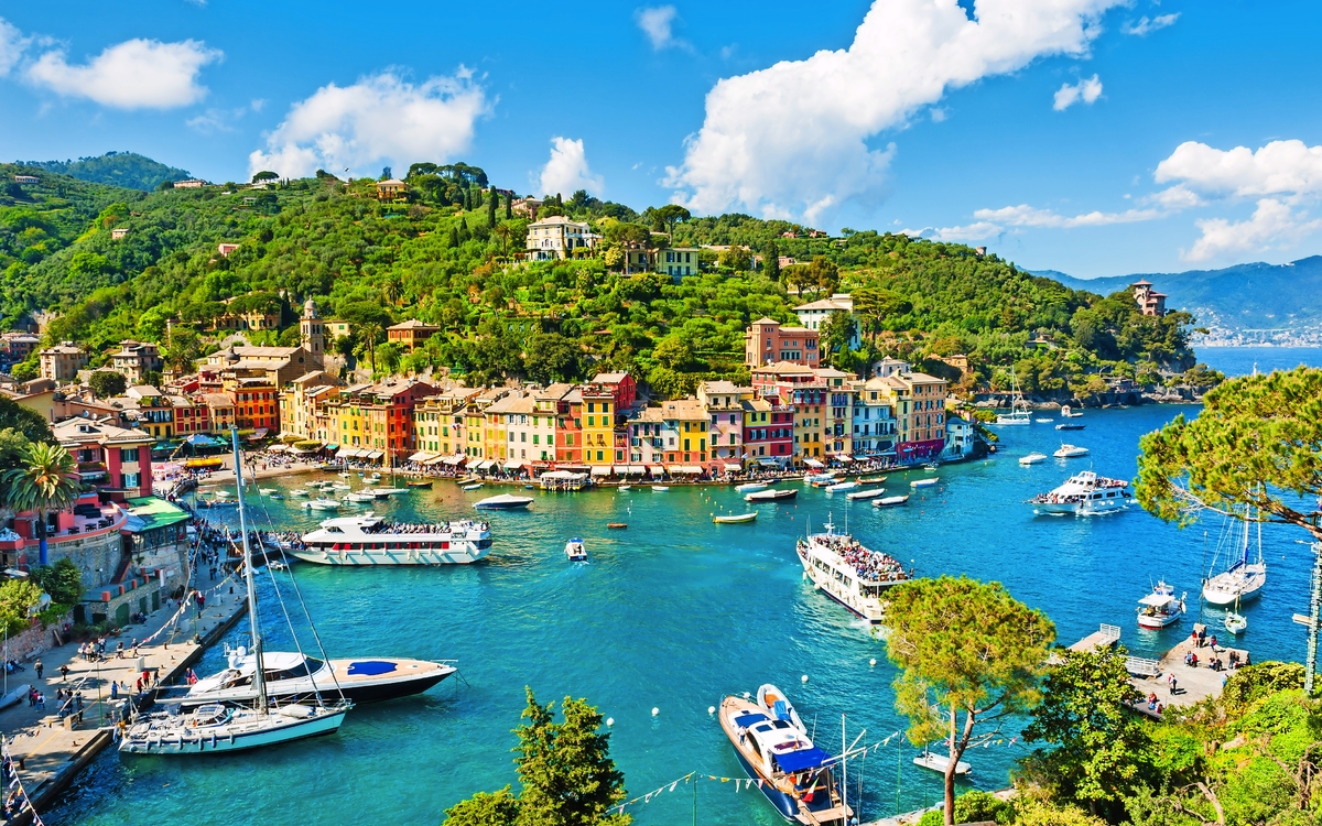 Aussicht auf Portofino - © smallredgirl - stock.adobe.com