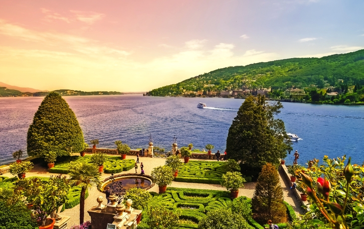 Palazzo Borromeo auf der Isola Bella - © pure-life-pictures - stock.adobe.com