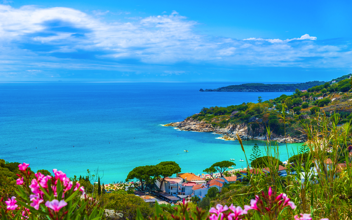 Küste nahe Portoferraio auf der Insel Elba, Italien - © Balate Dorin - stock.adobe.com