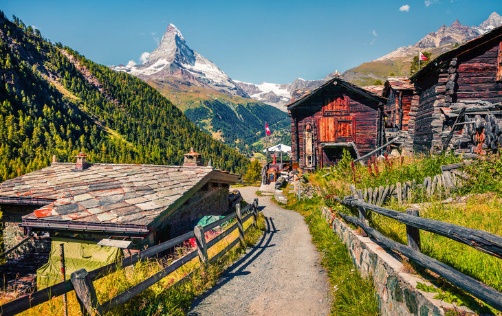 Matterhorn in der Schweiz - © Andrew Mayovskyy - stock.adobe.com