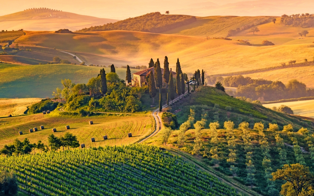 Villa Pienza im Val d?Orcia in der Toskana, Italien - © ronnybas - Fotolia