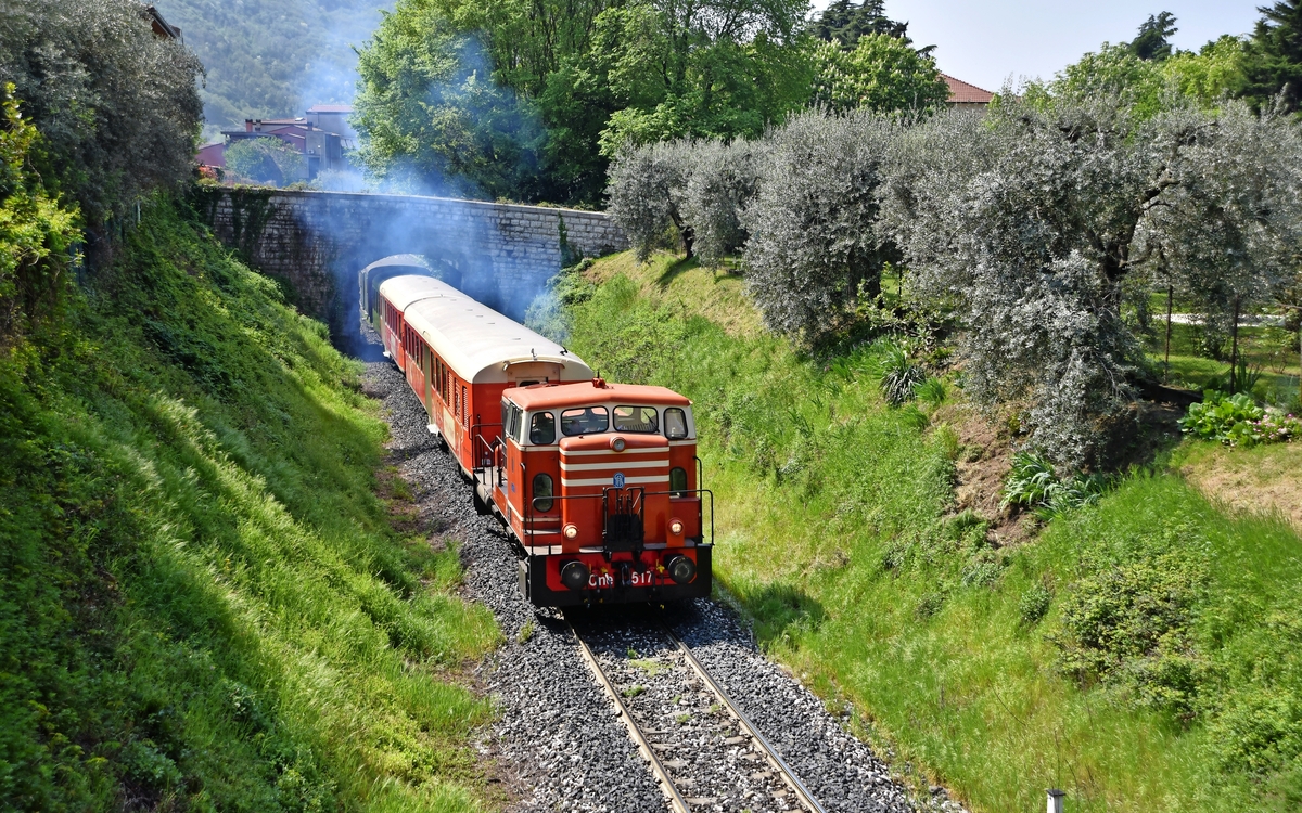 mit dem Zug der Genüsse entlang des Iseosees, Italien