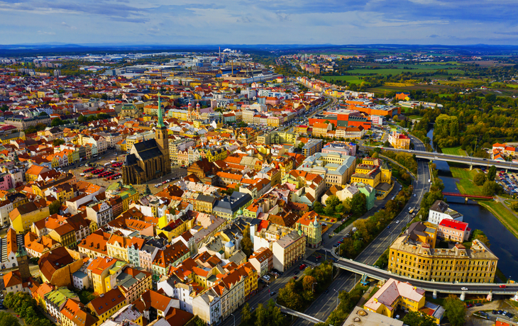 Pilsen mit alten historischen Häusern - © JackF - stock.adobe.com