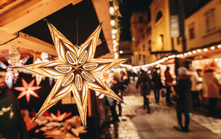 Christkindlmarkt am Rathausplatz in Wien, Österreich - ©Calin Stan - stock.adobe.com