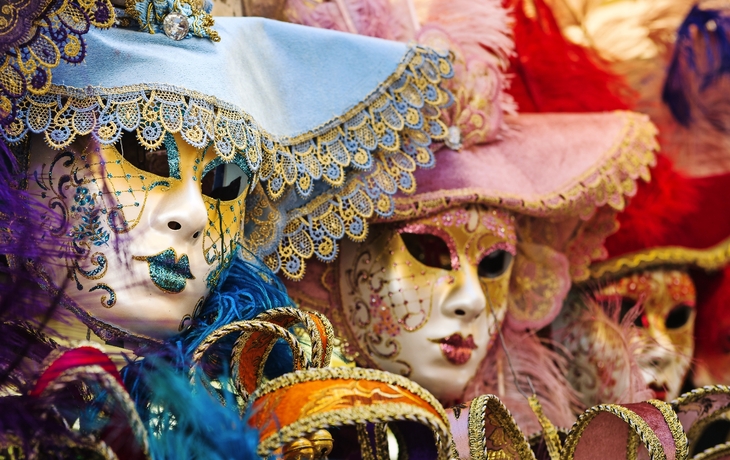 Venezianische Masken - © Bernd Rehorst - Fotolia