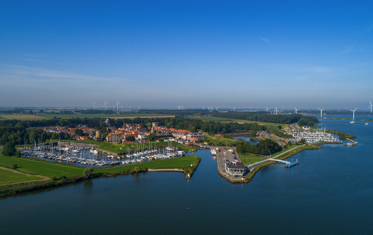 Luftaufnahme der befestigten Stadt Willemstad - Tjeerd - stock.adobe.com