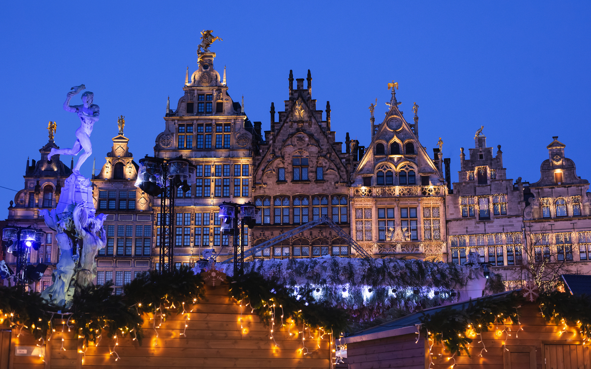 der im Zentrum der Altstadt gelegene Grote Markt - ©kite_rin - stock.adobe.com