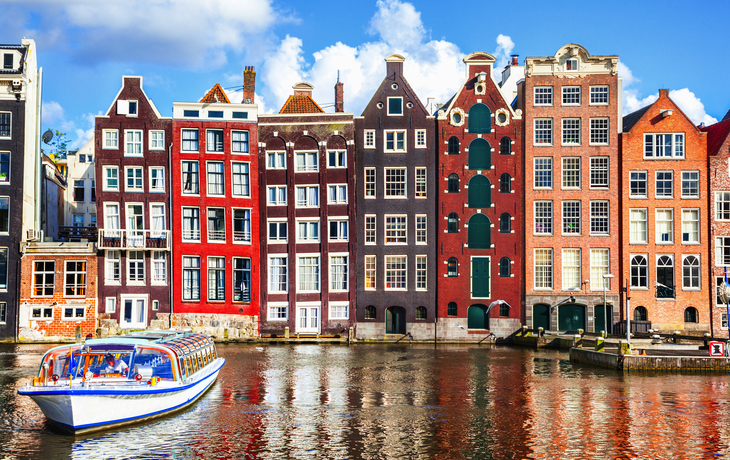 © adisa - stock.adobe.com - Amsterdam in den Niederlanden