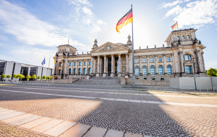 © rh2010 - stock.adobe.com - Berliner Reichstag