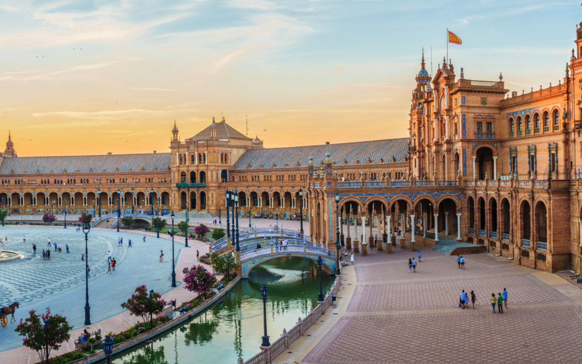 Plaza de España in Sevilla, Spanien - © LucVi - stock.adobe.com