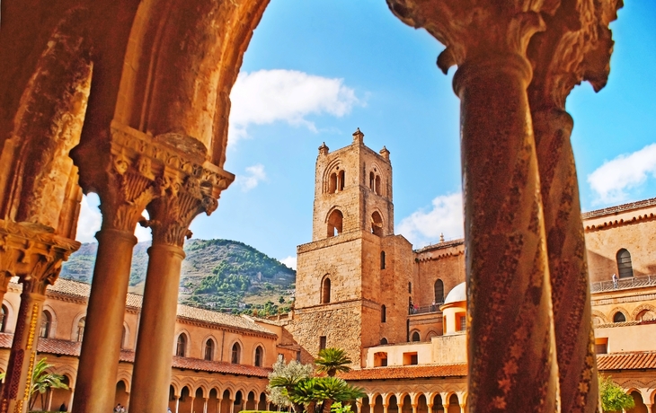 Kathedrale von Monreale auf Sizilien, Italien - © efesenko - Fotolia