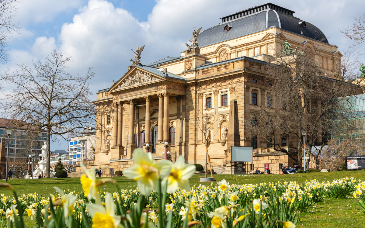 Hessisches Staatstheater Wiesbaden - © Branko Srot - stock.adobe.com