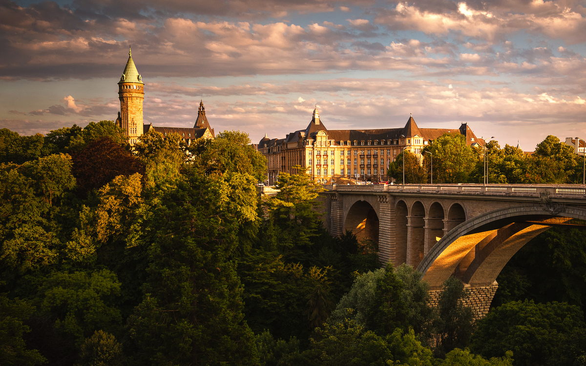 Luxemburg-Stadt bei Sonnenuntergang - © Trevor Parker Photo - stock.adobe.com