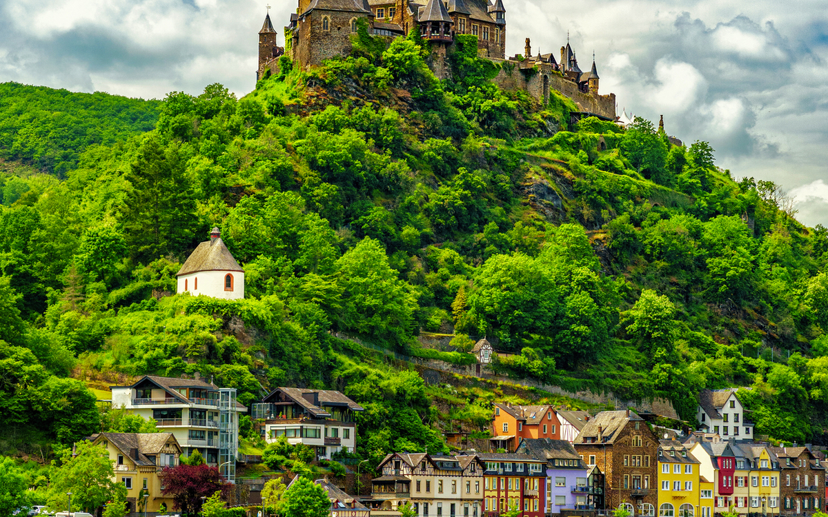 Reichsburg über Cochem an der Mosel - © HeinzWaldukat - stock.adobe.com