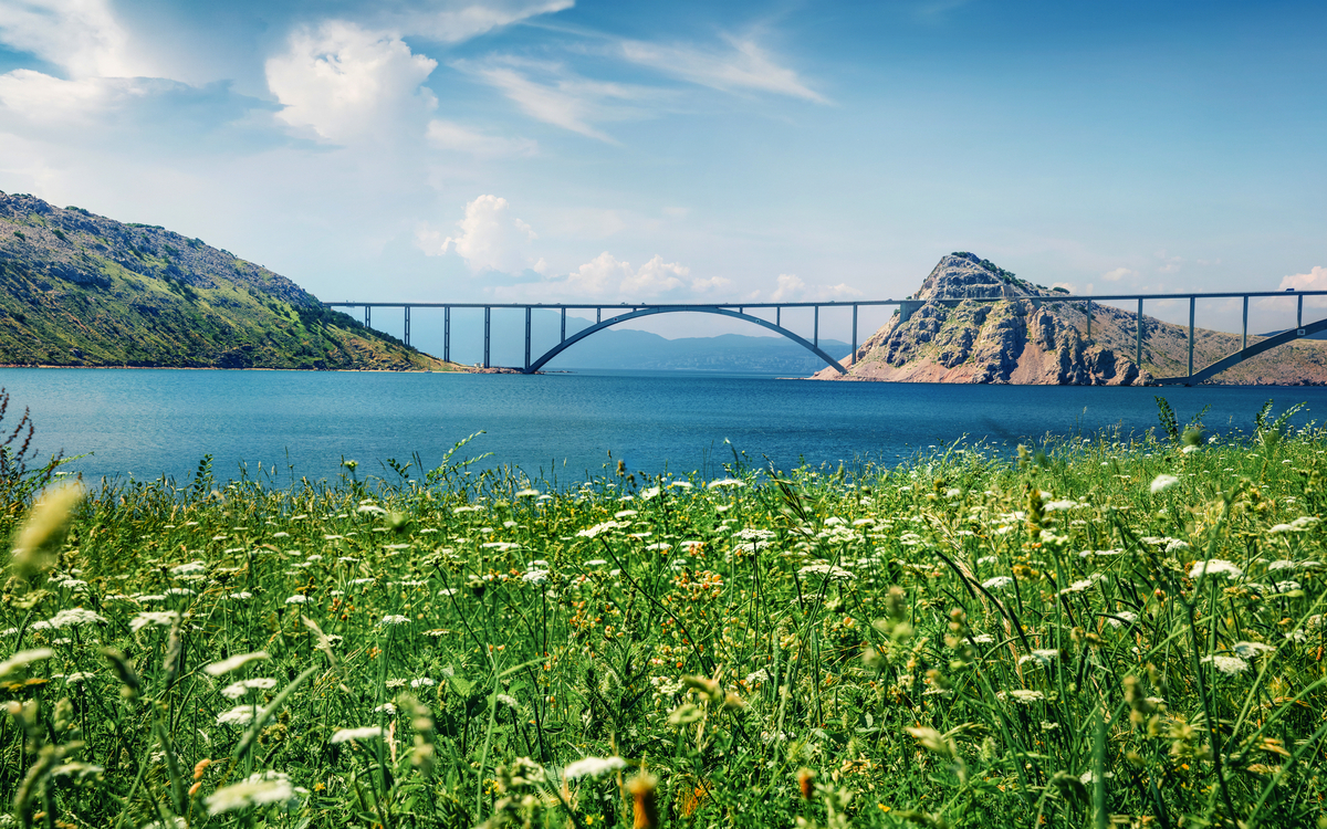 Brücke zur Insel Krk - © Andrew Mayovskyy - stock.adobe.com