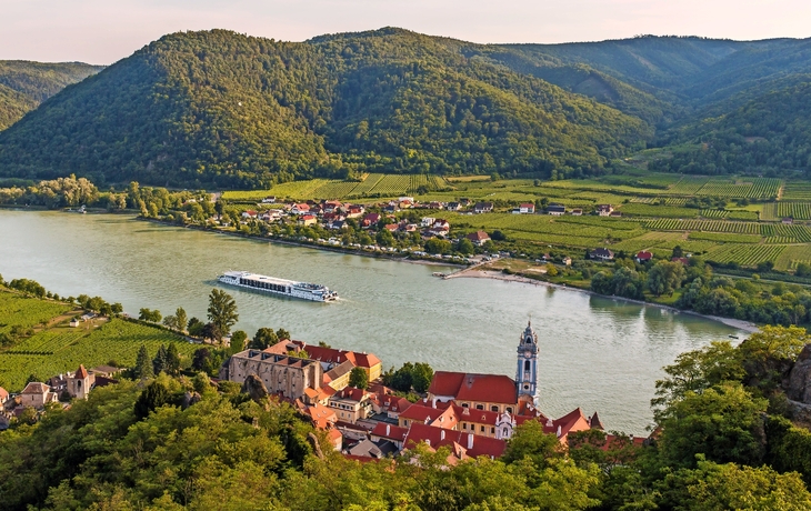 Dürnstein an der Donau in der Wachau, Österreich - © arnoldo96 - Fotolia