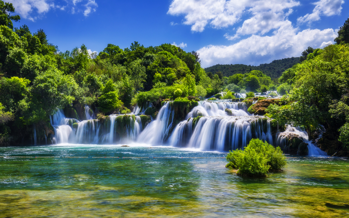 Krka-Wasserfälle in Dalmatien, Kroatien - © daliu - stock.adobe.com