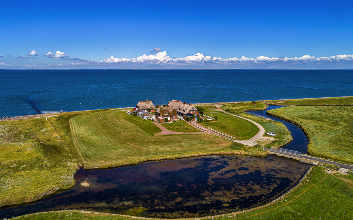 Hallig Hooge - © Luftbildwerk - stock.adobe.com