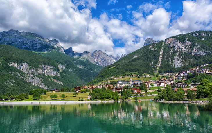 Lago di Molveno - ©lorenza62 - stock.adobe.com