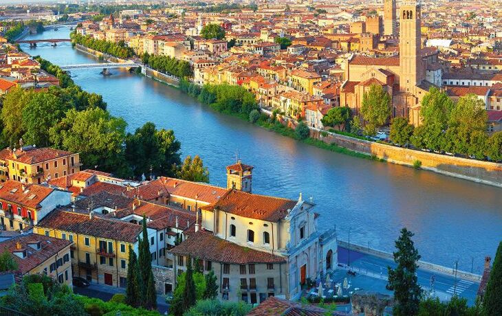 Blick über Verona - © Dudarev Mikhail - Fotolia