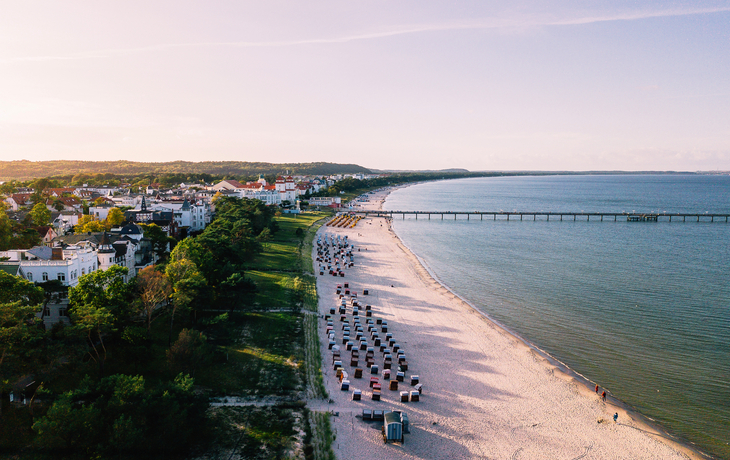 © 2020 Ina Meer Sommer/Shutterstock.  